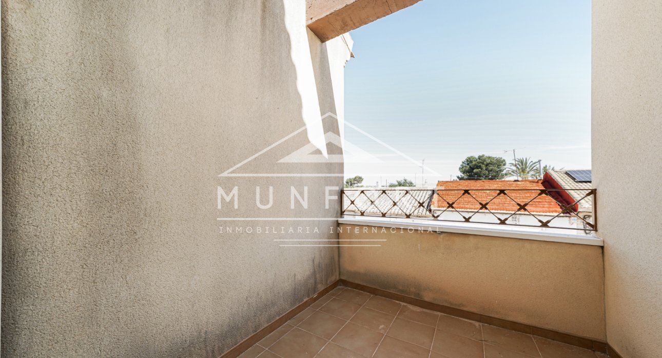 Segunda mano - Casas Adosadas -
Sucina