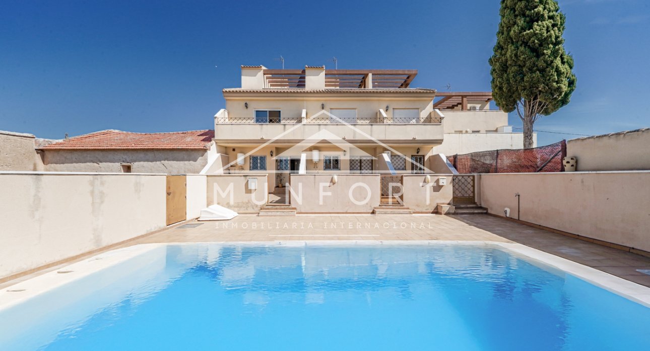 Segunda mano - Casas Adosadas -
Sucina