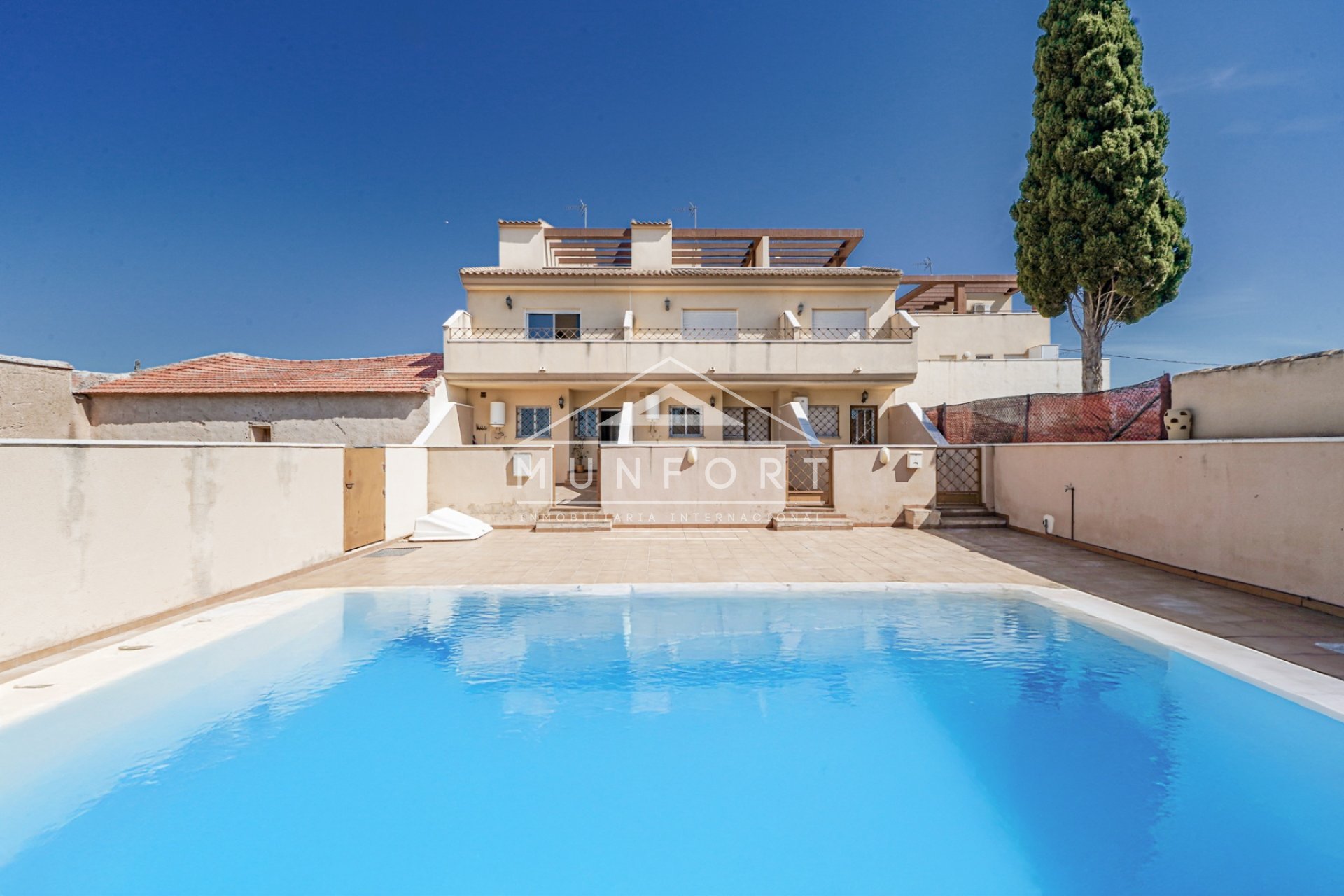 Segunda mano - Casas Adosadas -
Sucina