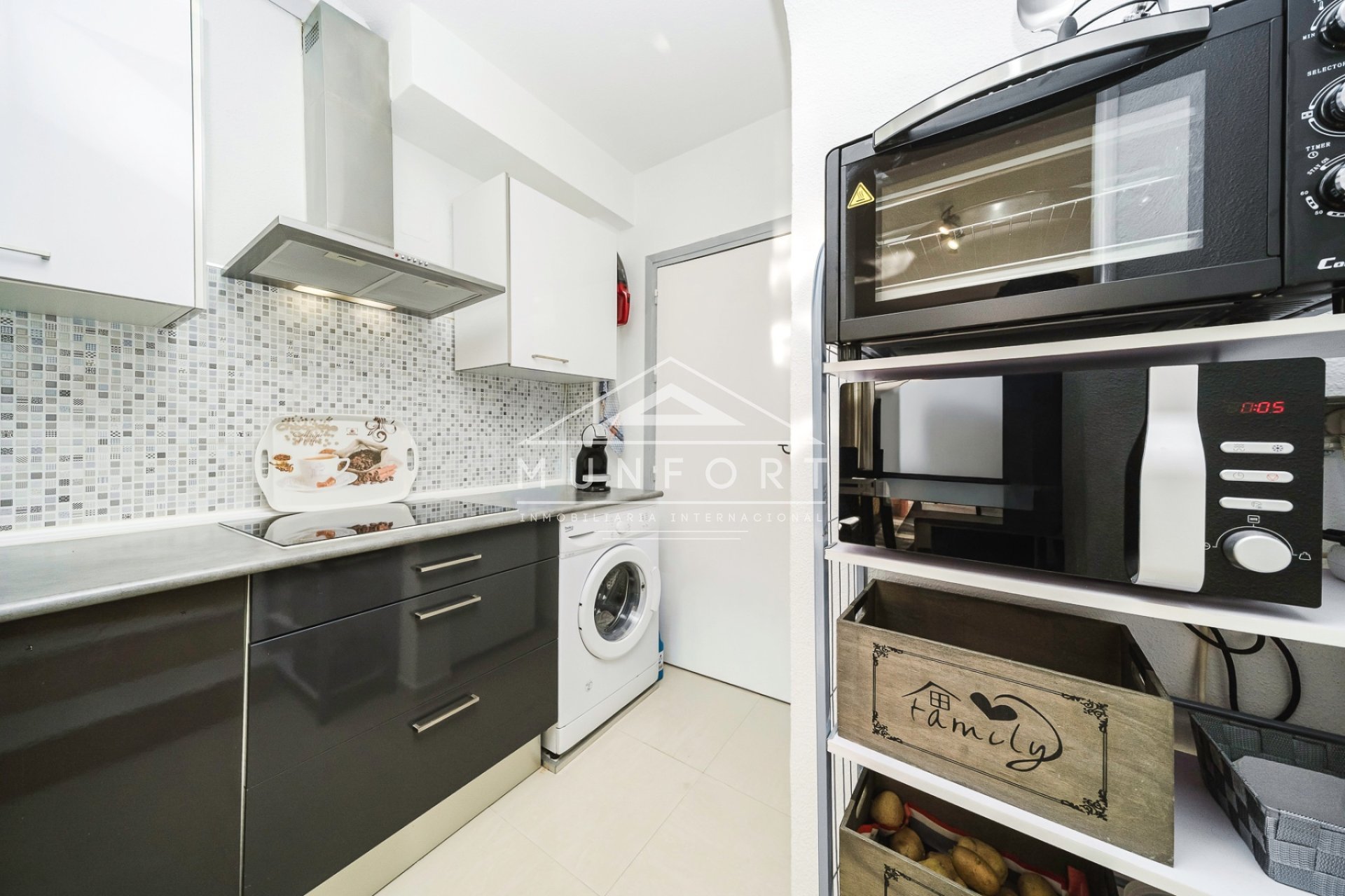 Segunda mano - Casas Adosadas -
Torrevieja - Calas Blancas del Mar - Torrevieja