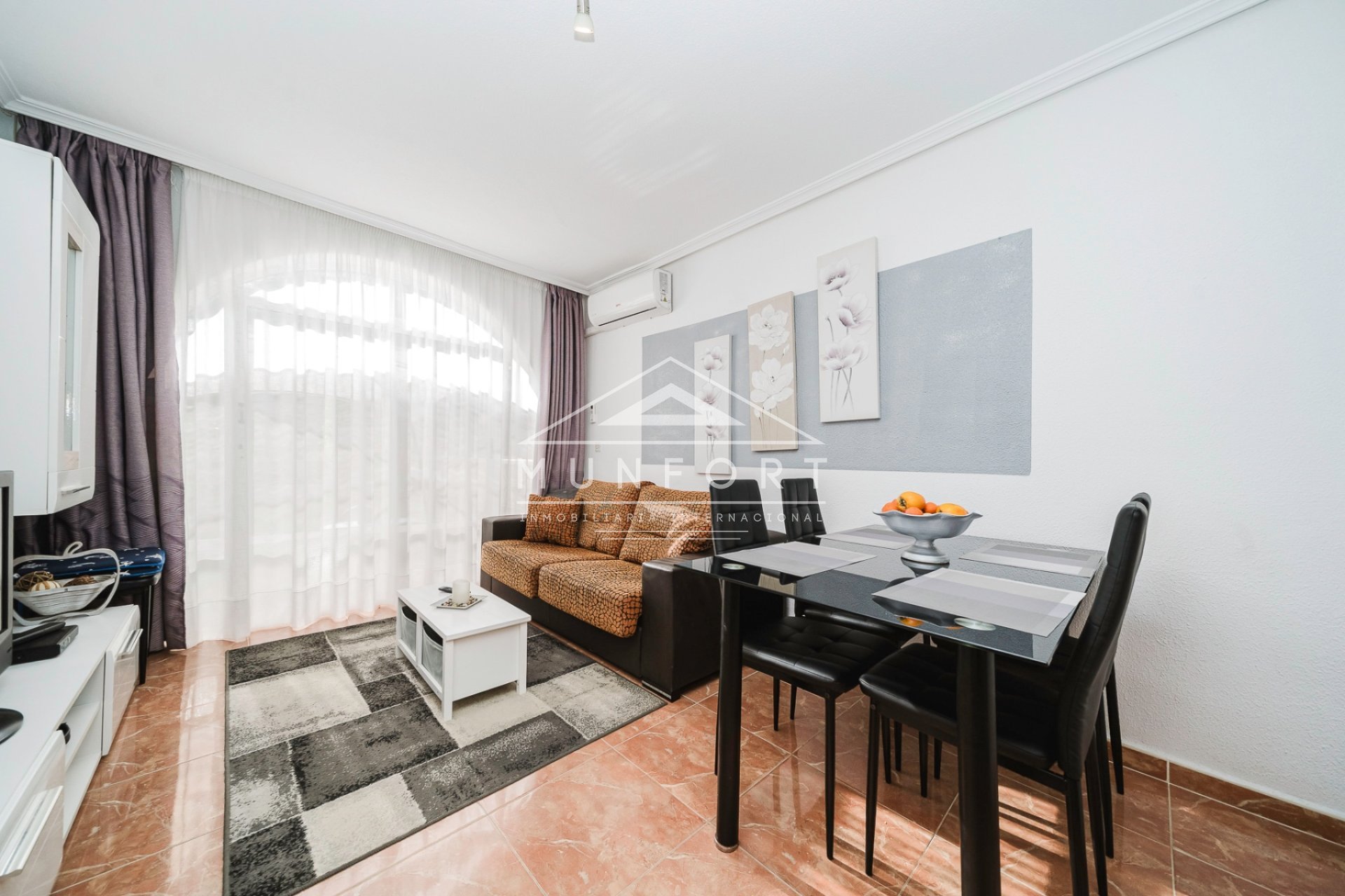 Segunda mano - Casas Adosadas -
Torrevieja - Calas Blancas del Mar - Torrevieja