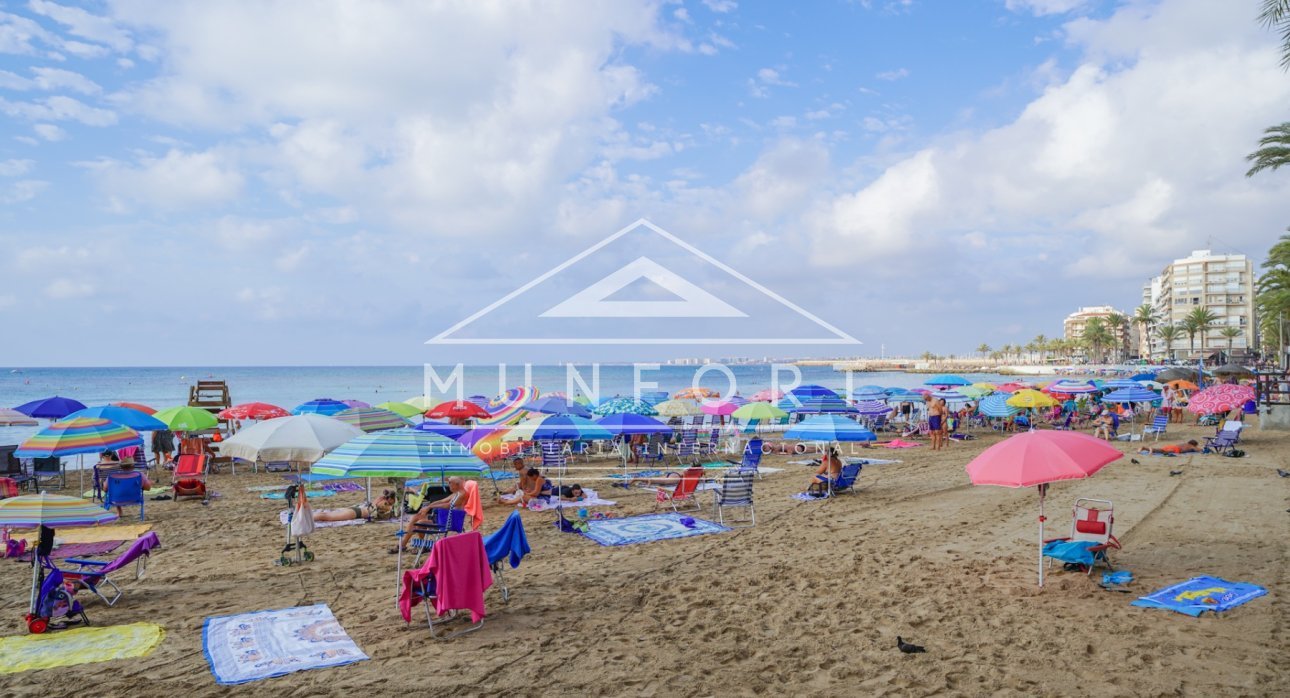 Segunda mano - Casas Adosadas -
Torrevieja - Calas Blancas del Mar - Torrevieja