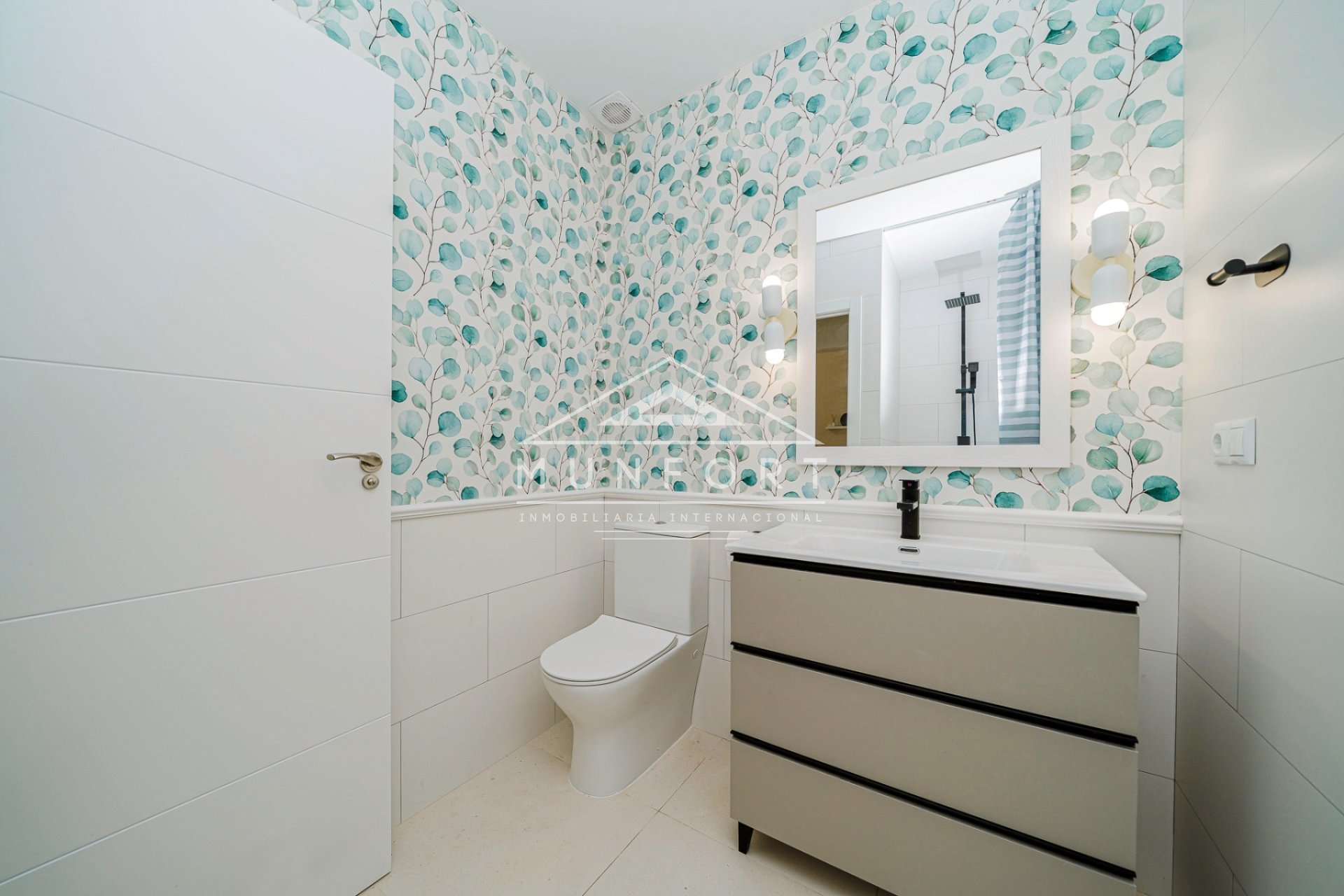 Segunda mano - Casas Adosadas -
Torrevieja - La Torreta - Torrevieja