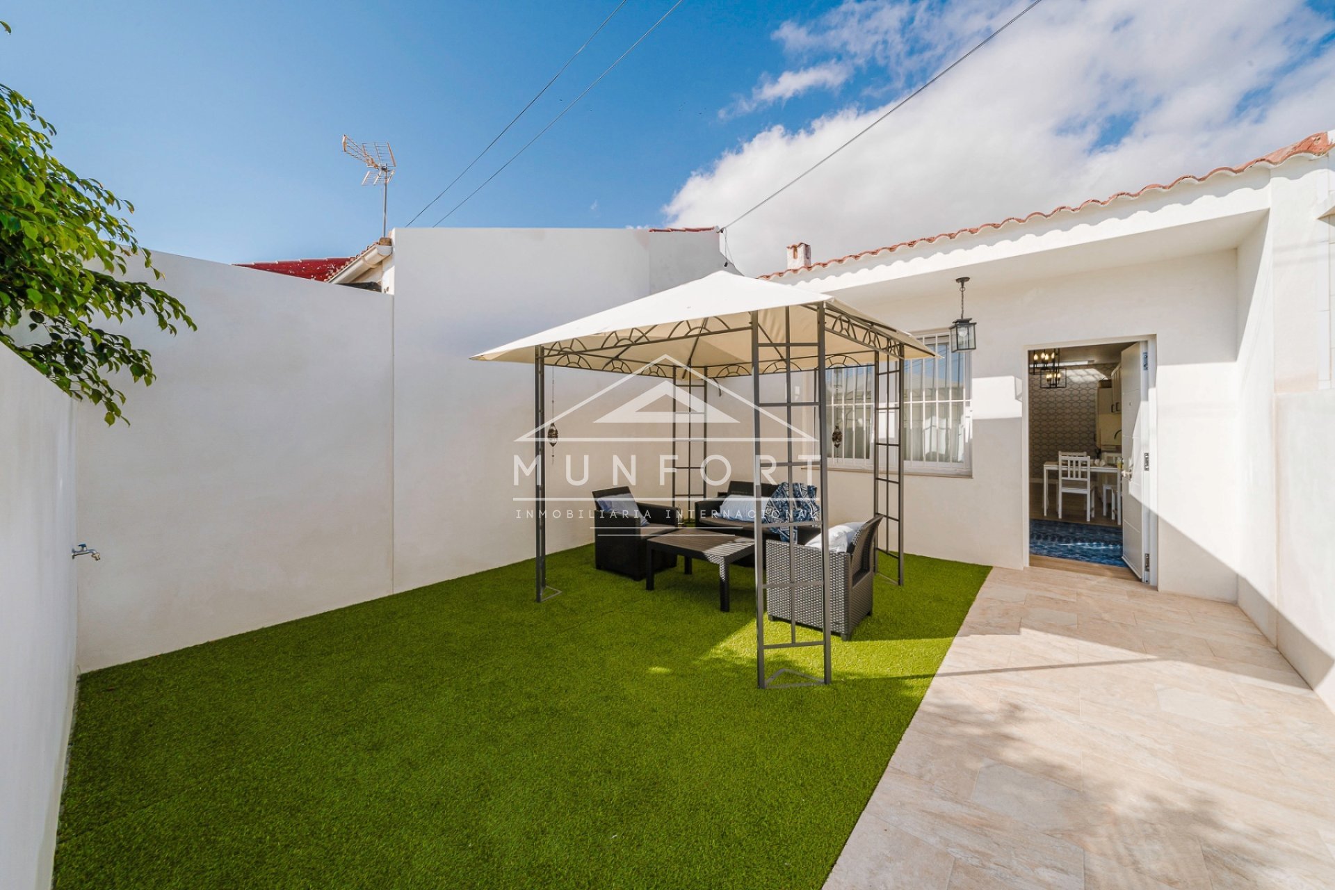 Segunda mano - Casas Adosadas -
Torrevieja - La Torreta - Torrevieja