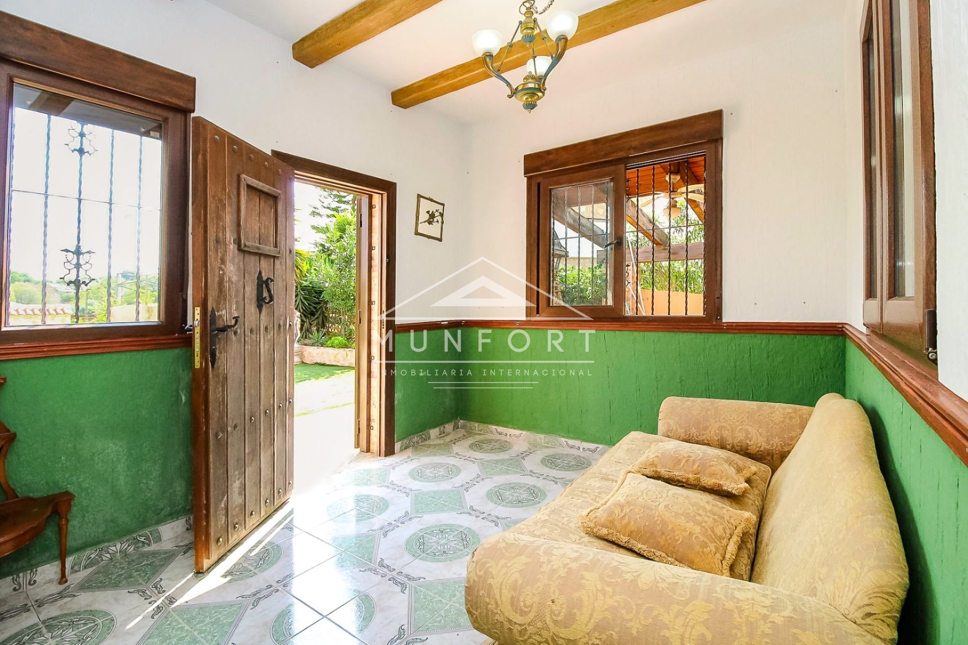 Segunda mano - Casas Adosadas -
Torrevieja