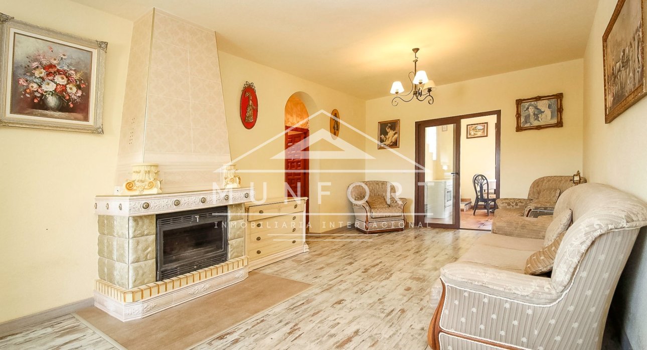 Segunda mano - Casas Adosadas -
Torrevieja