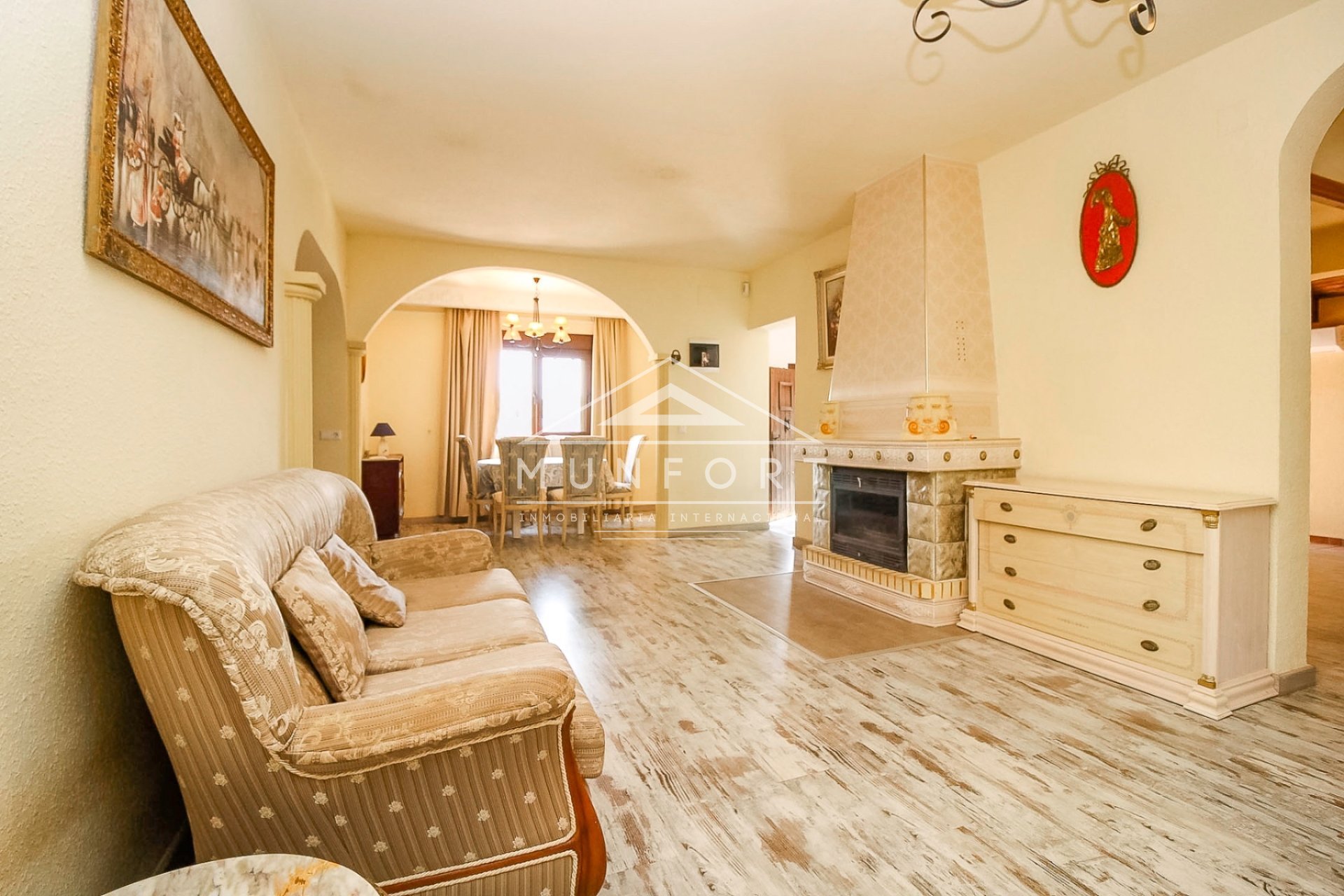 Segunda mano - Casas Adosadas -
Torrevieja