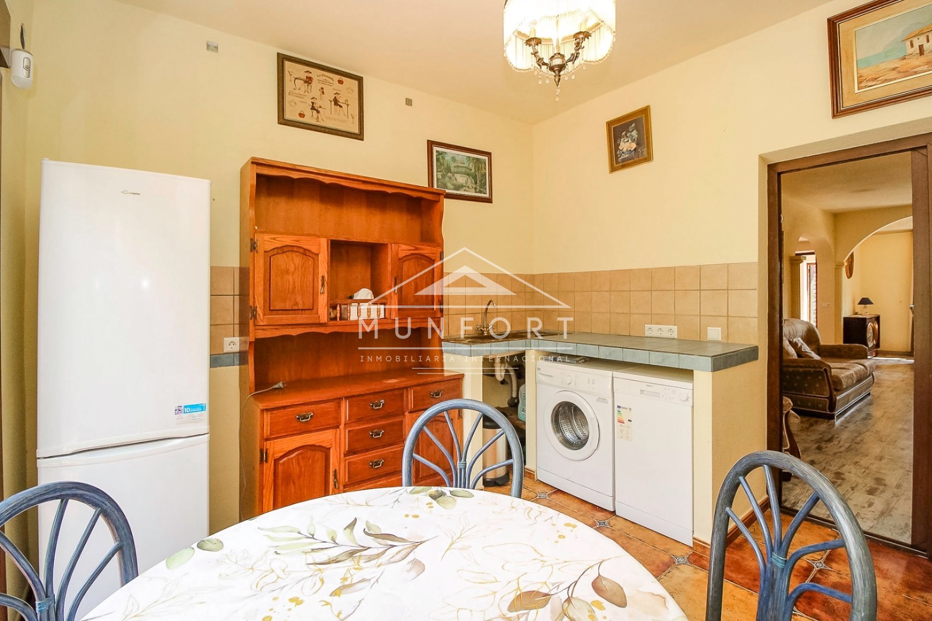 Segunda mano - Casas Adosadas -
Torrevieja