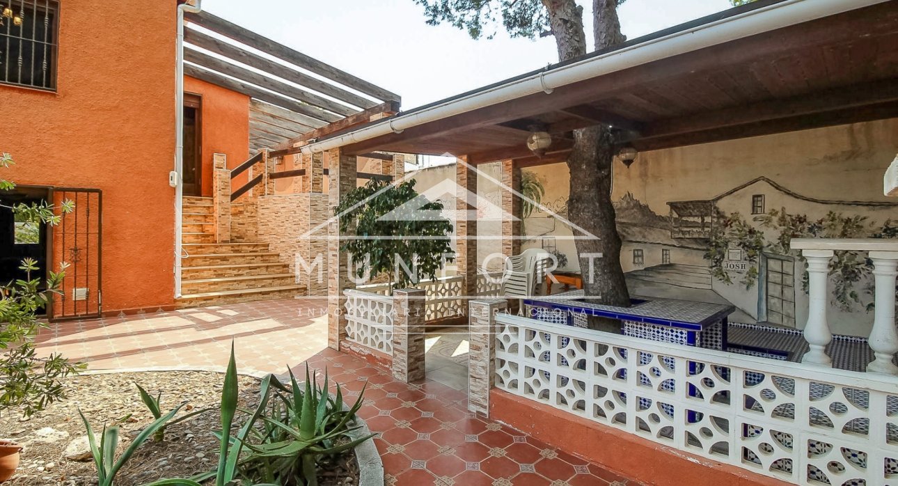 Segunda mano - Casas Adosadas -
Torrevieja