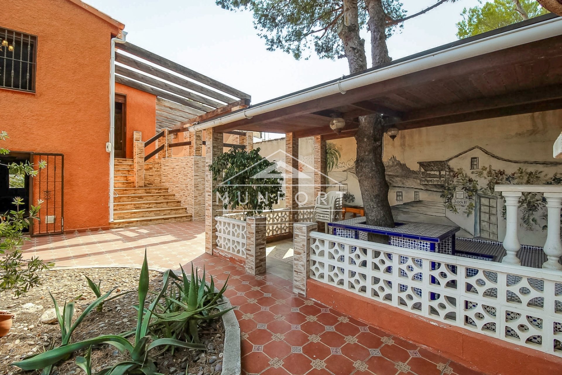 Segunda mano - Casas Adosadas -
Torrevieja