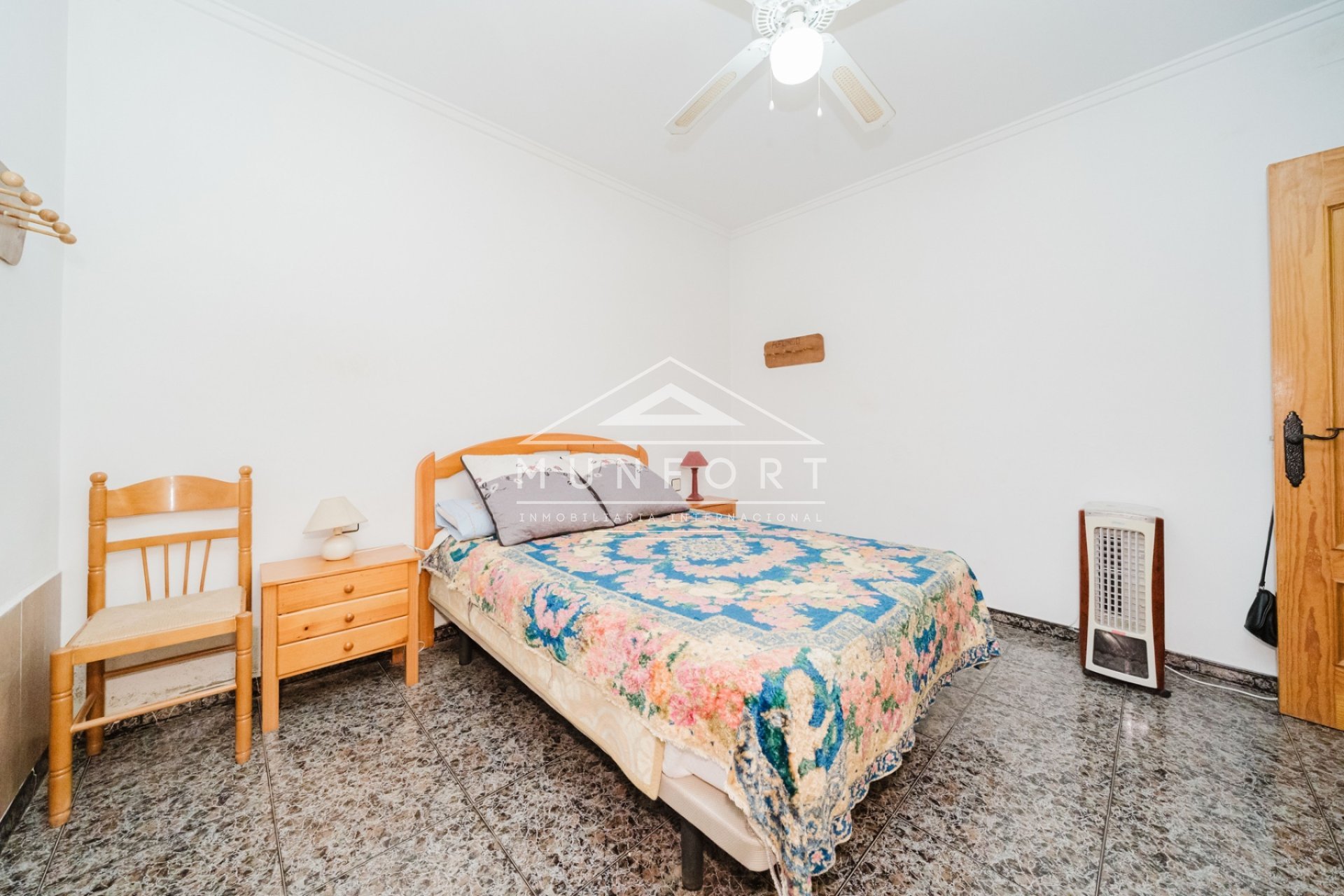 Segunda mano - Casas de campo -
Guardamar del Segura