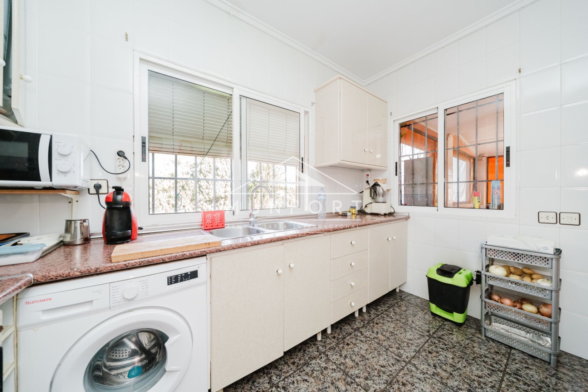 Segunda mano - Casas de campo -
Guardamar del Segura