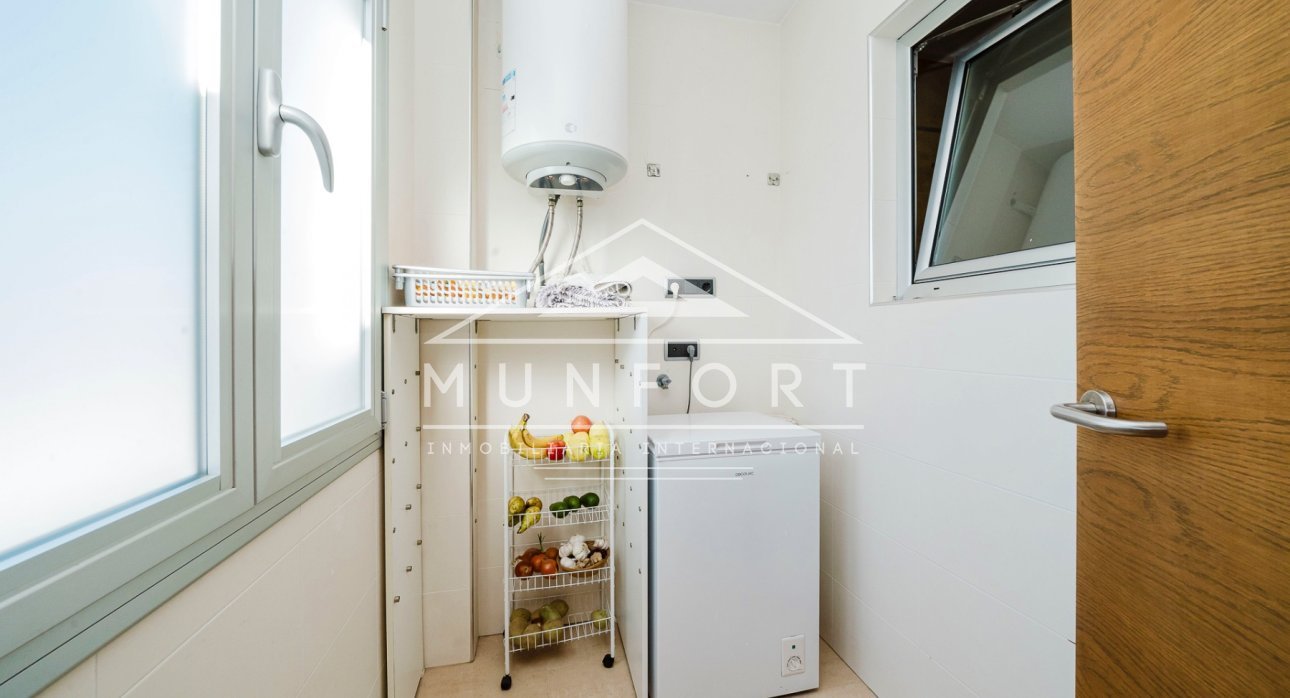 Segunda mano - Edificio -
Pilar de la Horadada