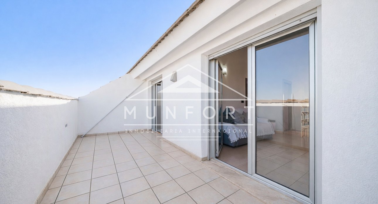 Segunda mano - Edificio -
Pilar de la Horadada