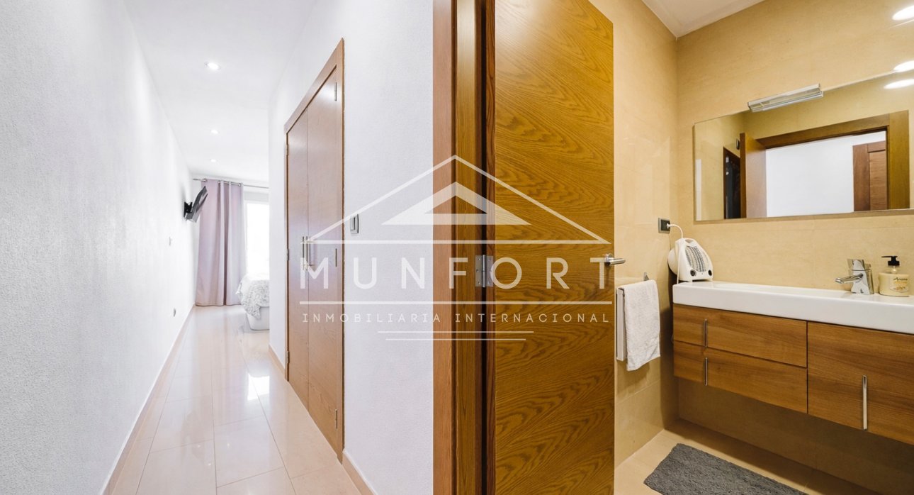 Segunda mano - Edificio -
Pilar de la Horadada