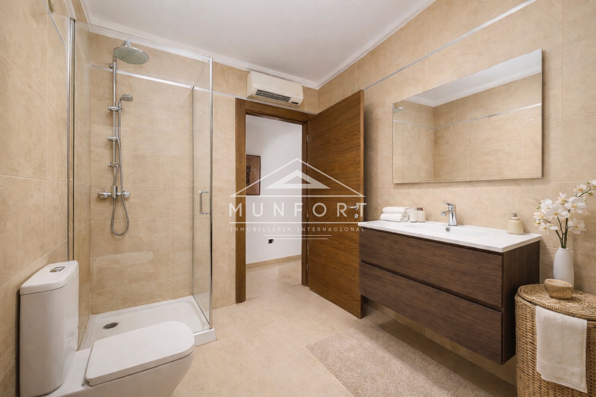 Segunda mano - Edificio -
Pilar de la Horadada