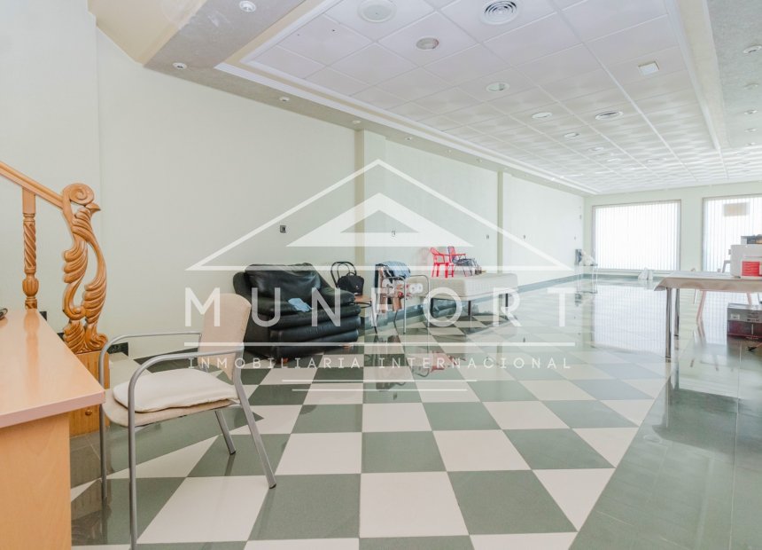 Segunda mano - Locales comerciales -
Alcázares, Los