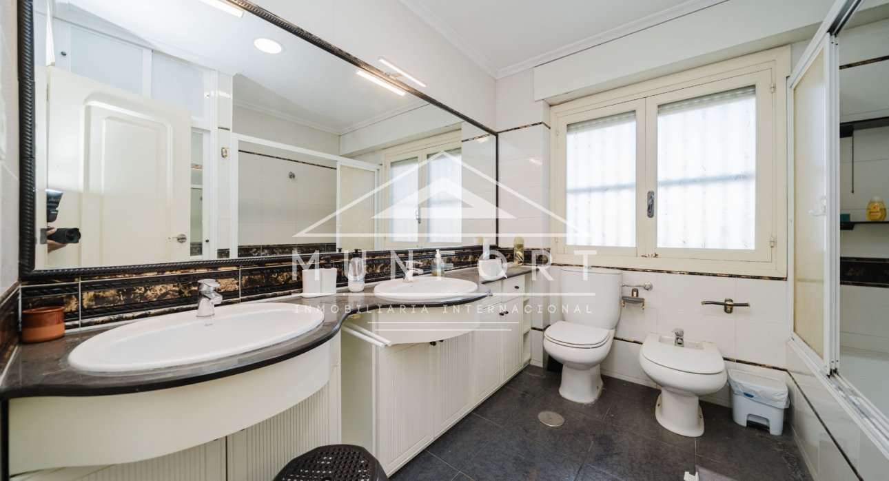 Segunda mano - Locales comerciales -
ALICANTE - Alicante