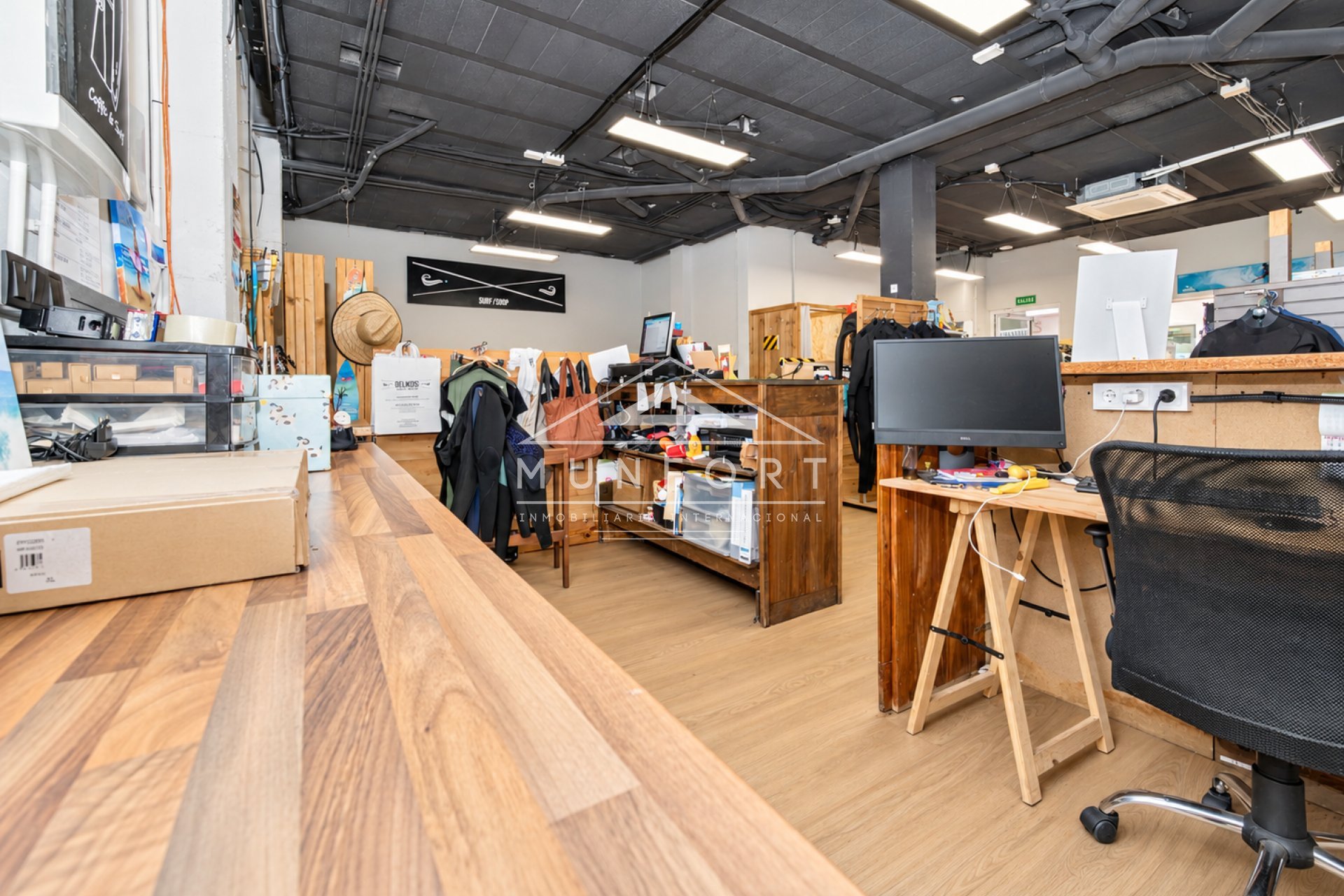Segunda mano - Locales comerciales -
Guardamar del Segura
