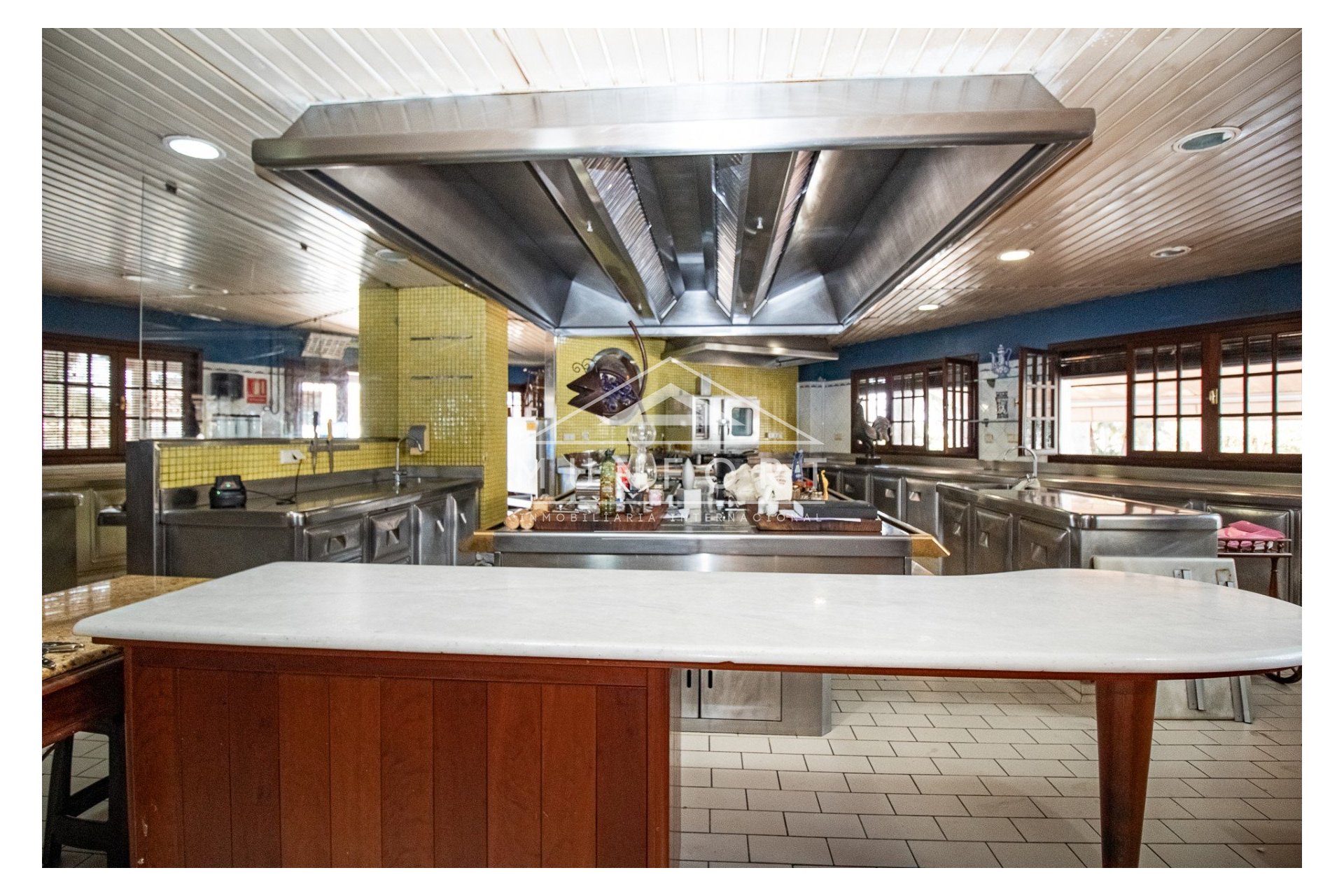 Segunda mano - Locales comerciales -
Orihuela Costa - Dehesa de Campoamor