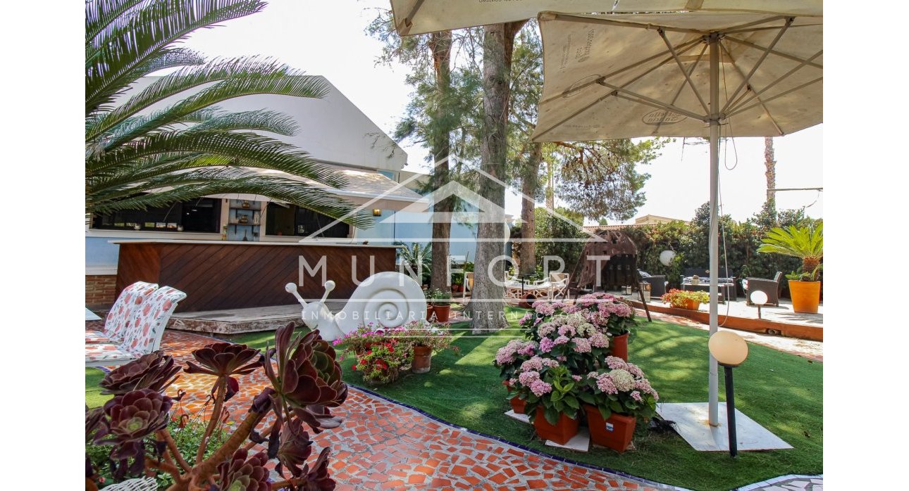 Segunda mano - Locales comerciales -
Orihuela Costa - Dehesa de Campoamor