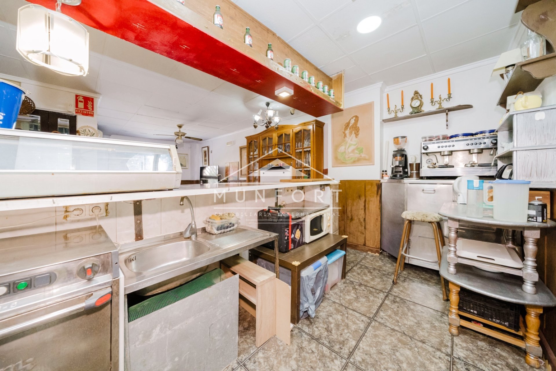 Segunda mano - Locales comerciales -
Torrevieja - Centro - Torrevieja