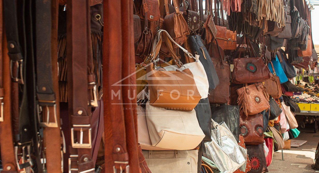 Segunda mano - Locales comerciales -
Torrevieja