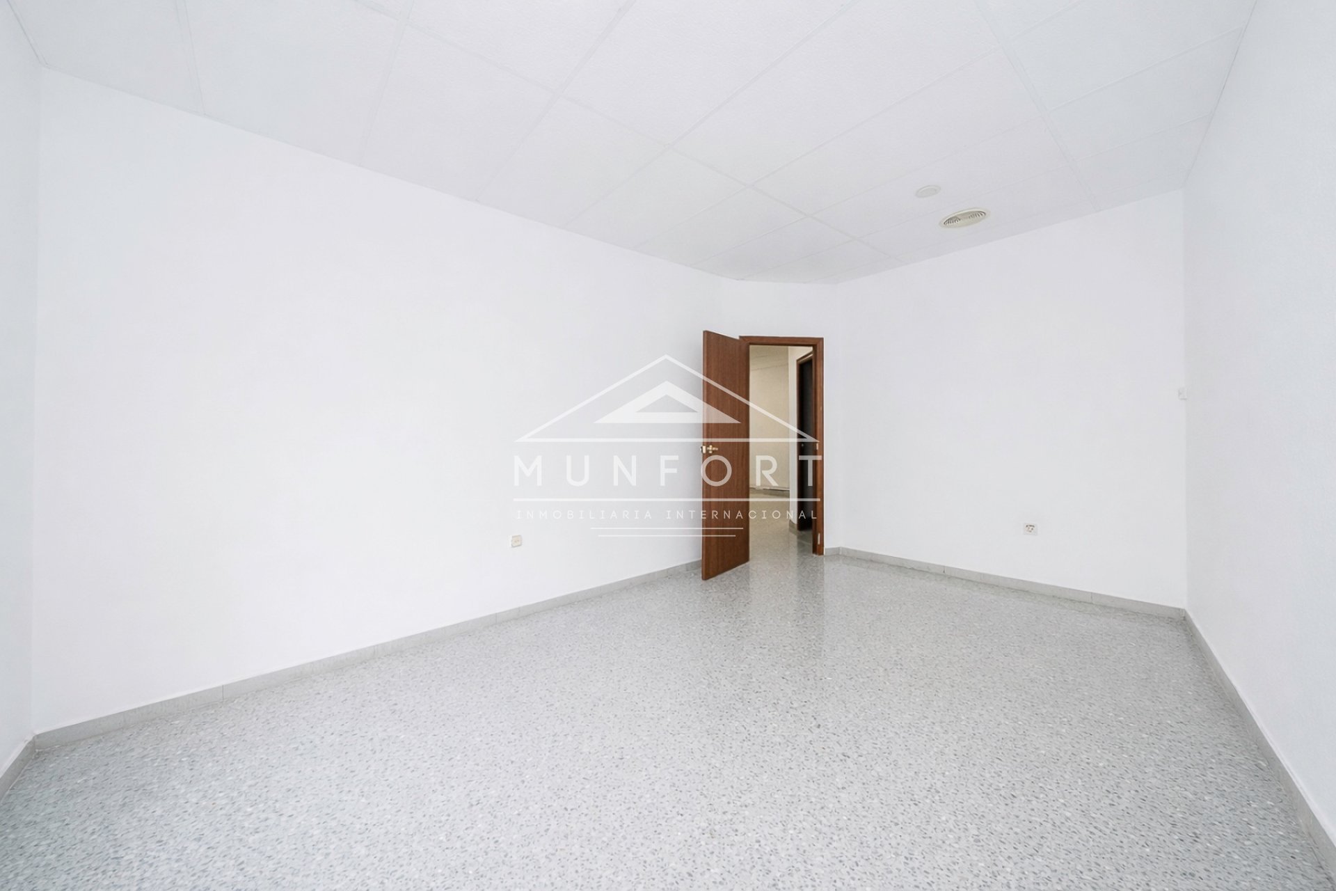 Segunda mano - Oficinas -
Murcia