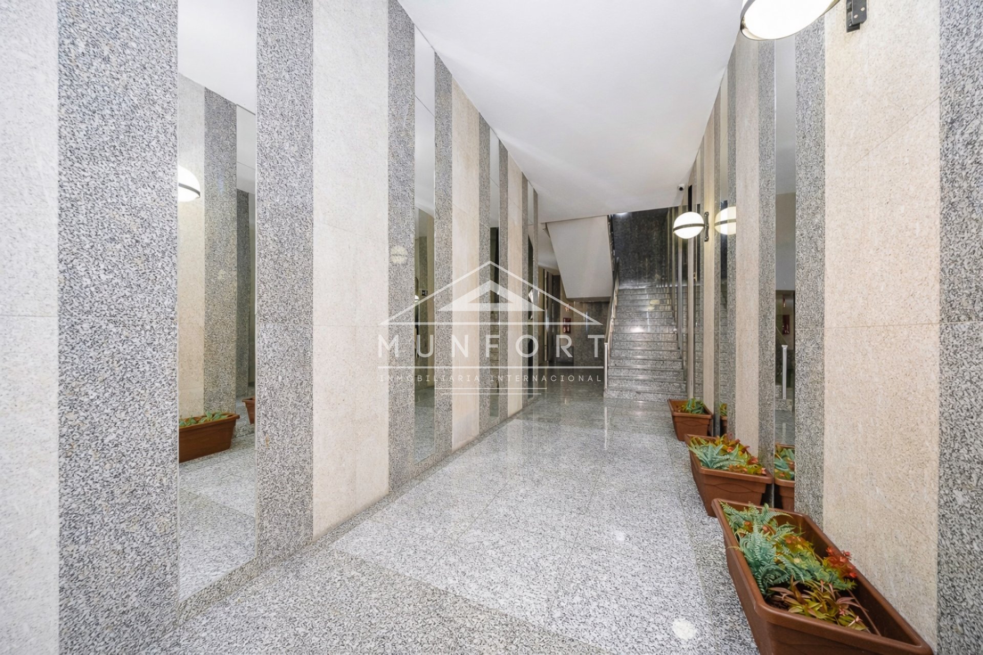 Segunda mano - Oficinas -
Murcia