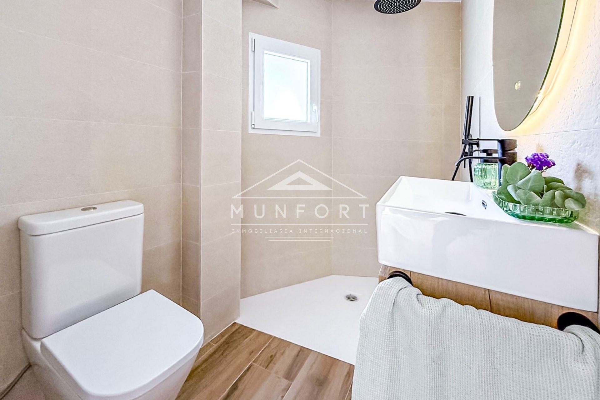 Segunda mano - Villas -
Albacete - Elche de la Sierra/Villares