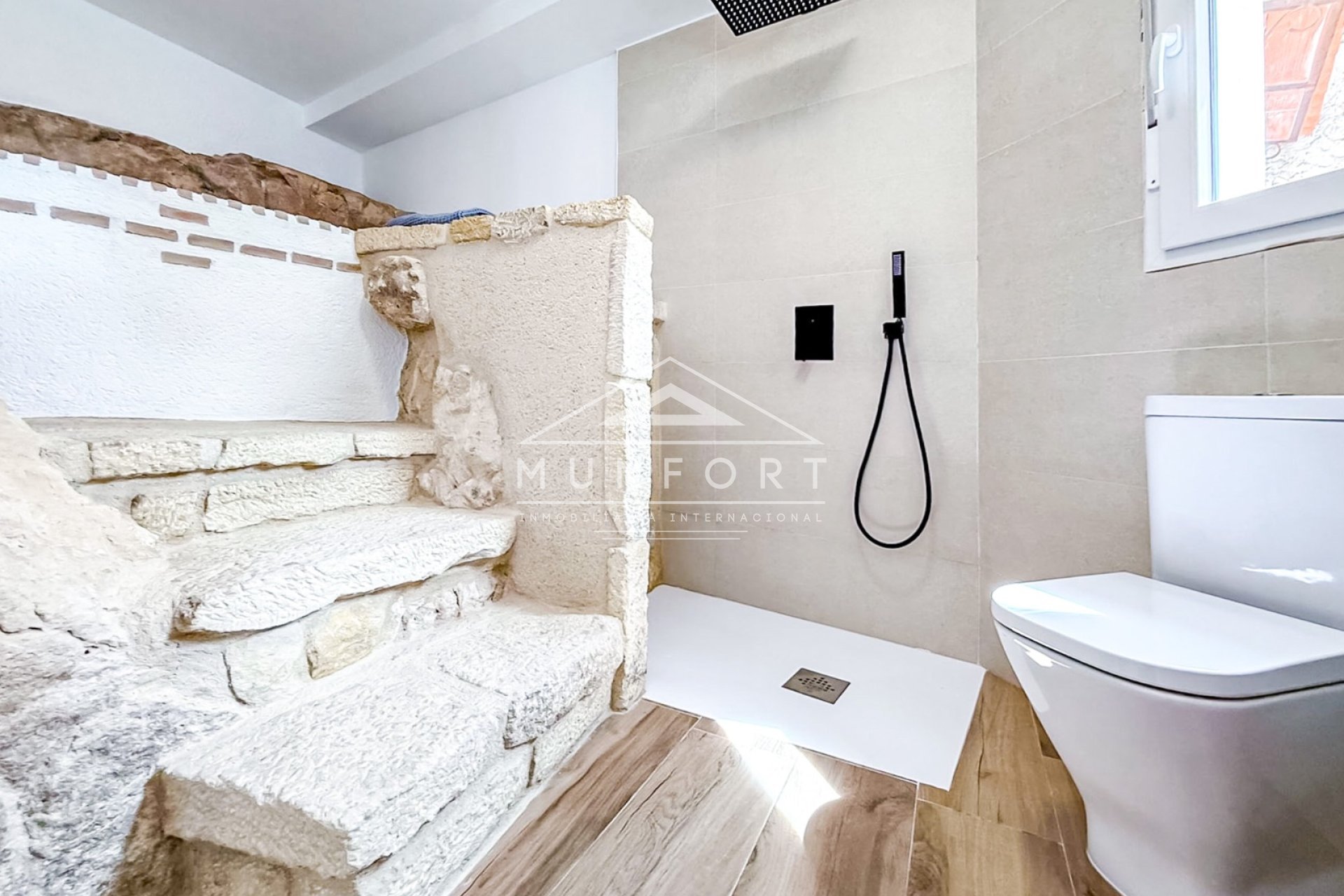 Segunda mano - Villas -
Albacete - Elche de la Sierra/Villares