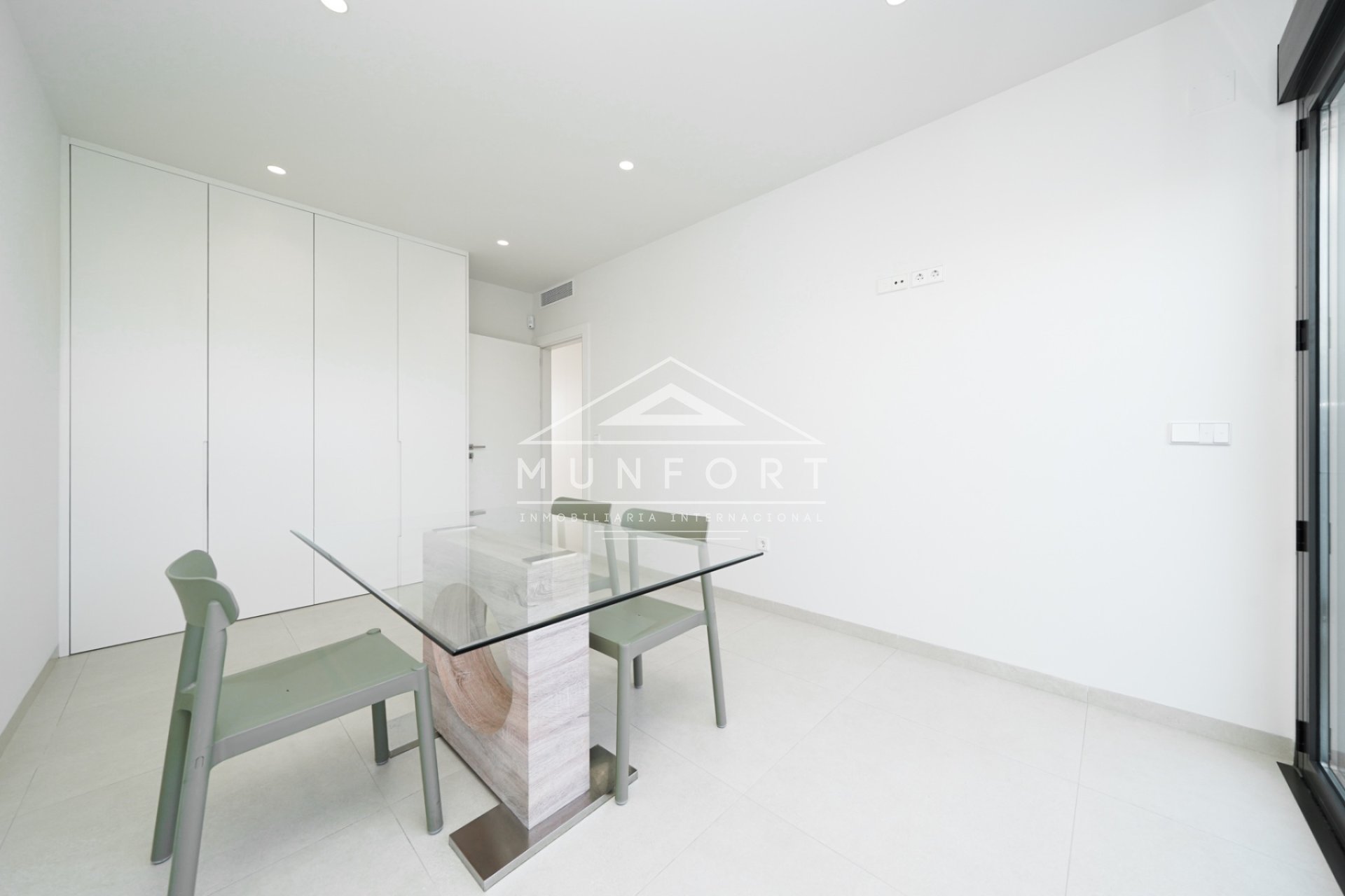 Segunda mano - Villas -
Alcázares, Los