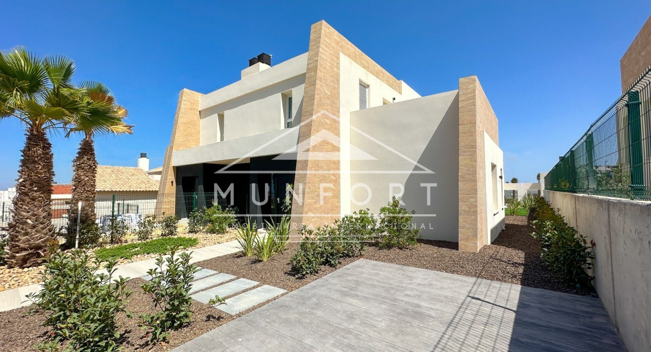 Segunda mano - Villas -
Algorfa - Club de Golf La Finca - Algorfa