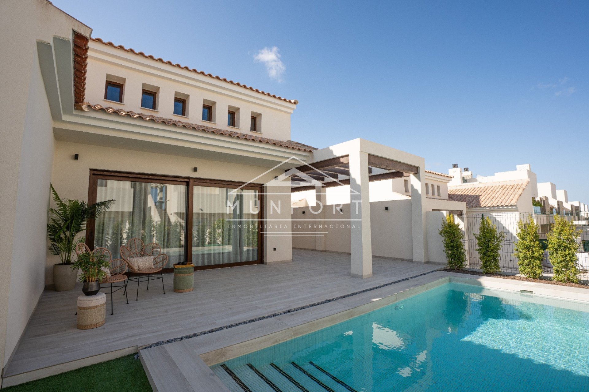 Segunda mano - Villas -
Algorfa