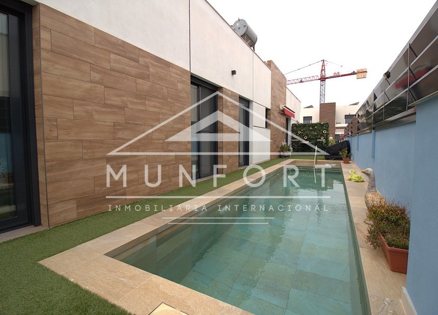 Segunda mano - Villas -
Algorfa