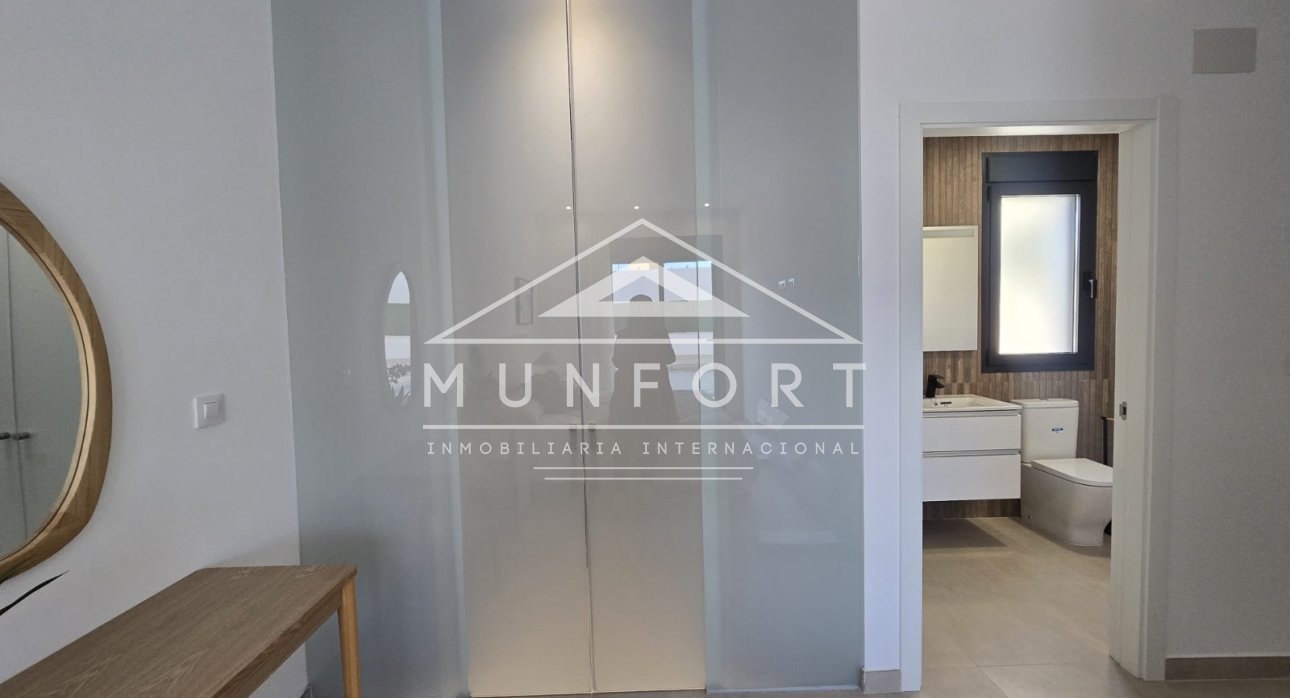 Segunda mano - Villas -
Almería