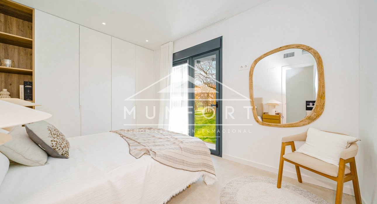 Segunda mano - Villas -
Baños y mendigo - Baños y Mendigo