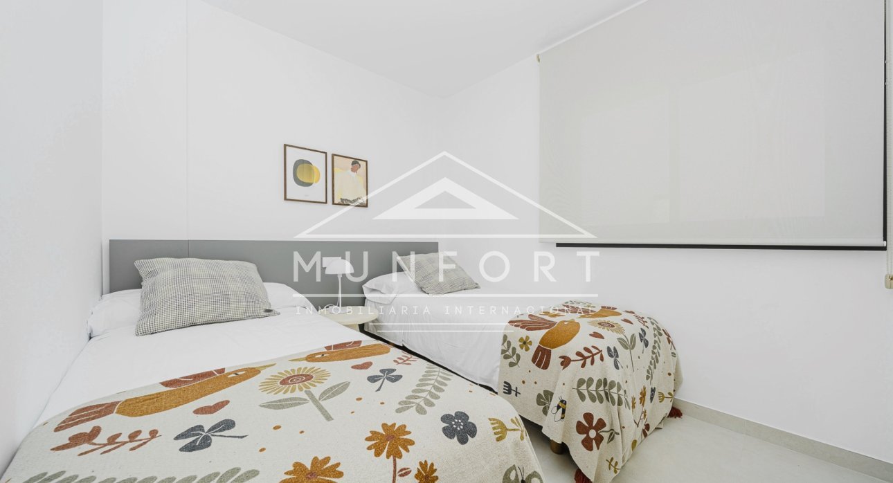 Segunda mano - Villas -
Cox