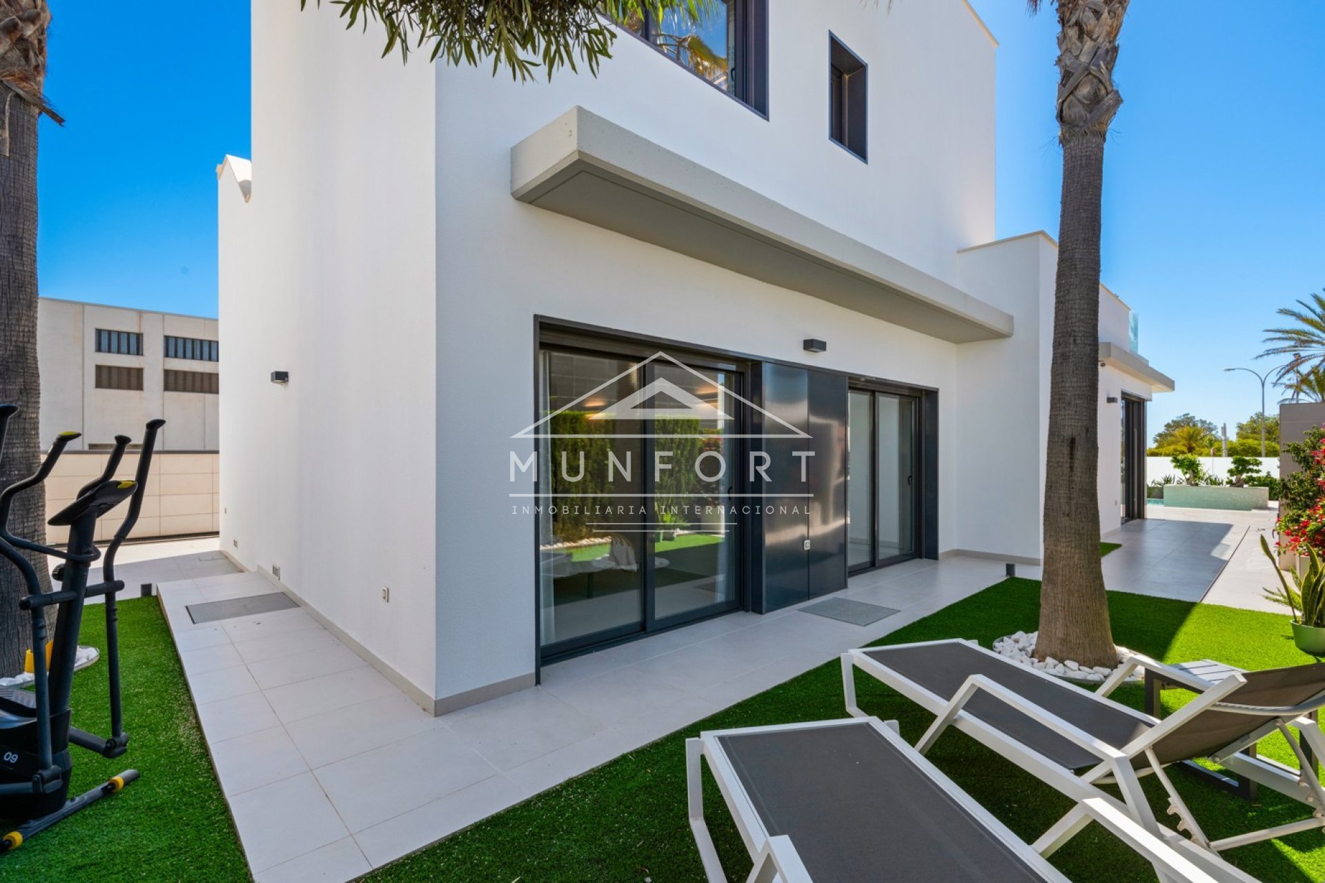 Segunda mano - Villas de lujo -
Orihuela Costa - Aguamarina