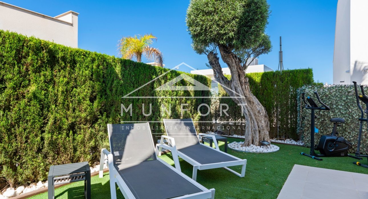 Segunda mano - Villas de lujo -
Orihuela Costa - Aguamarina