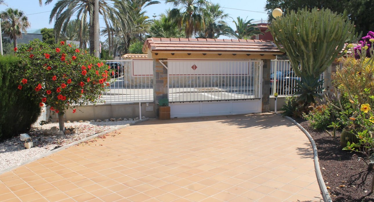 Segunda mano - Villas de lujo -
Orihuela Costa - Cabo Roig