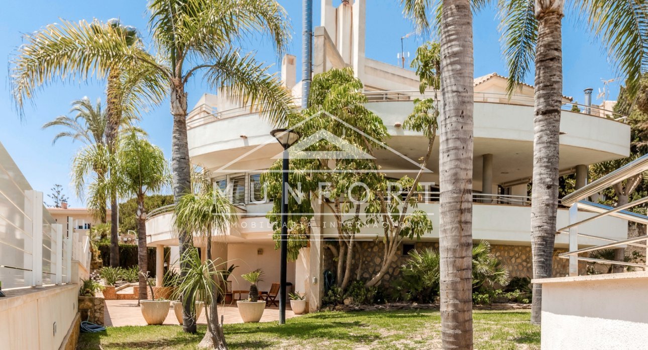 Segunda mano - Villas de lujo -
Orihuela Costa - Dehesa de Campoamor