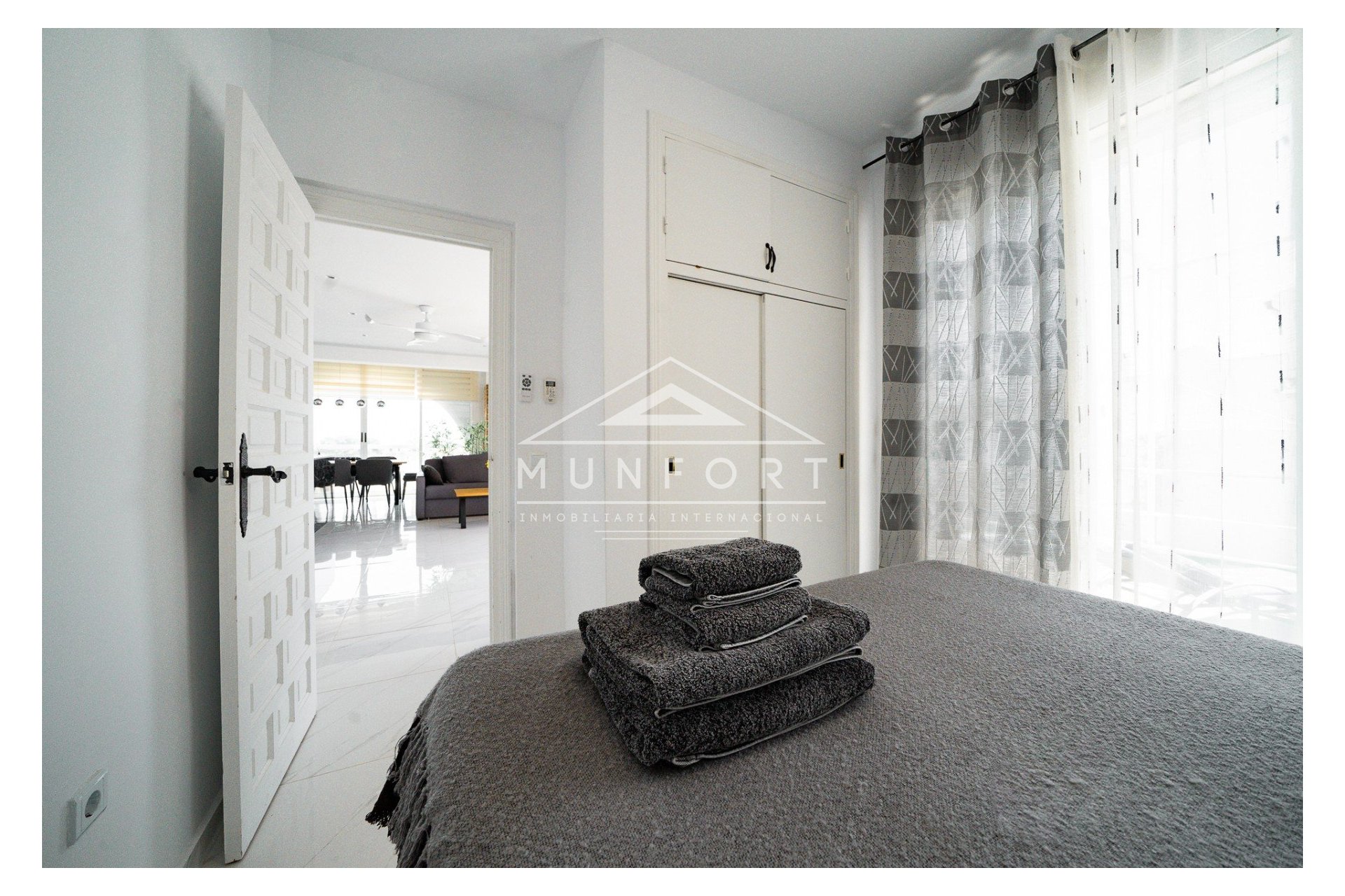 Segunda mano - Villas de lujo -
Orihuela Costa - Villamartín