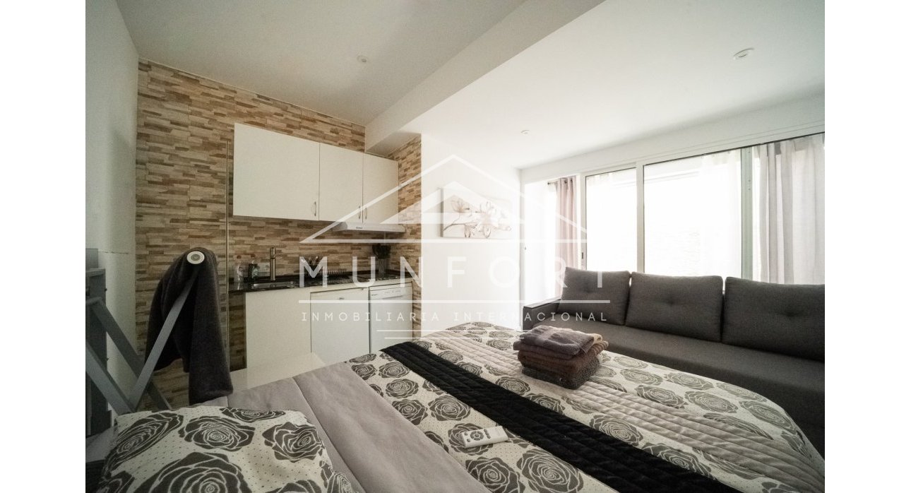 Segunda mano - Villas de lujo -
Orihuela Costa - Villamartín