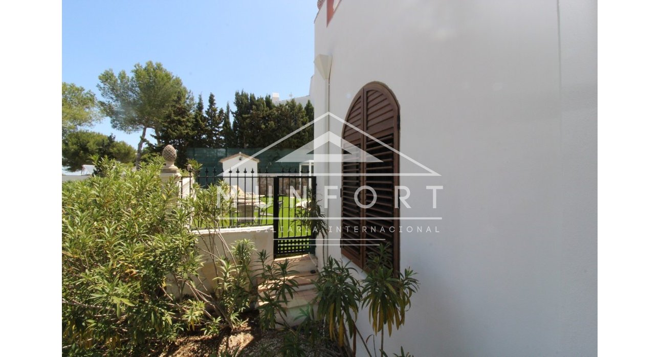 Segunda mano - Villas de lujo -
Orihuela Costa - Villamartin