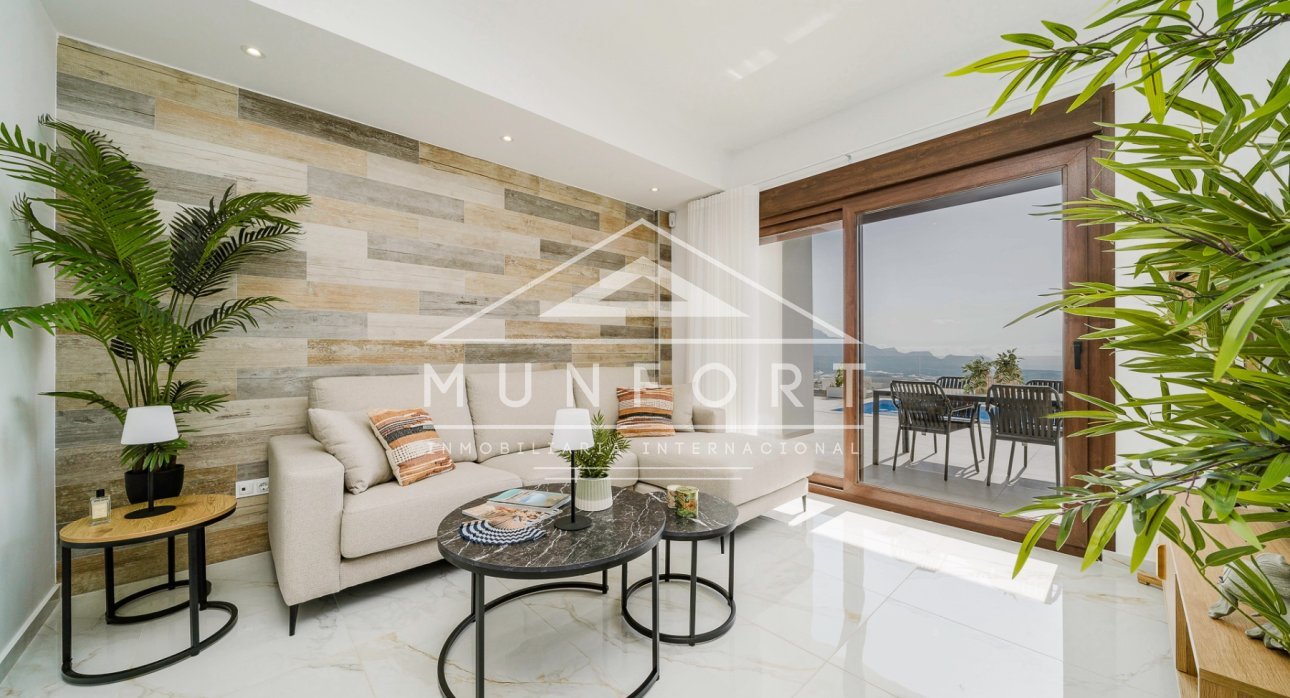 Segunda mano - Villas de lujo -
Polop de La Marina 