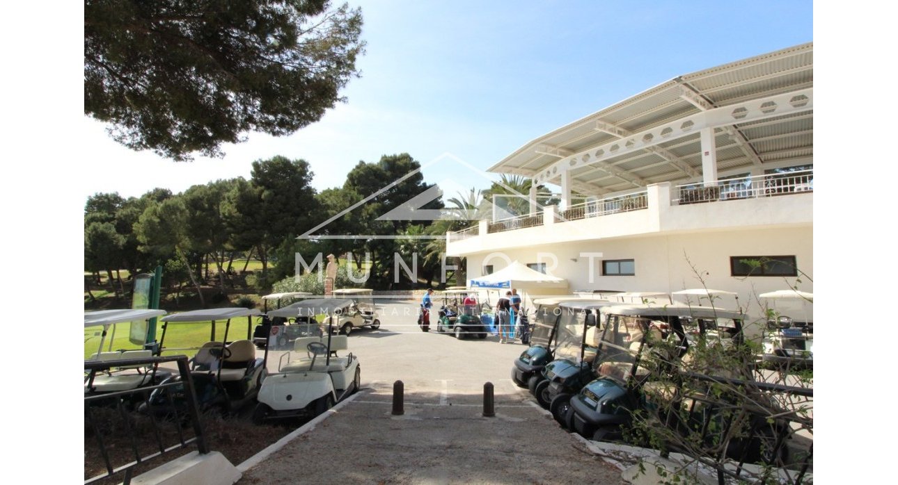 Segunda mano - Villas de lujo -
San Miguel de Salinas - Urbanización Blue Lagoon - San Miguel de Salinas