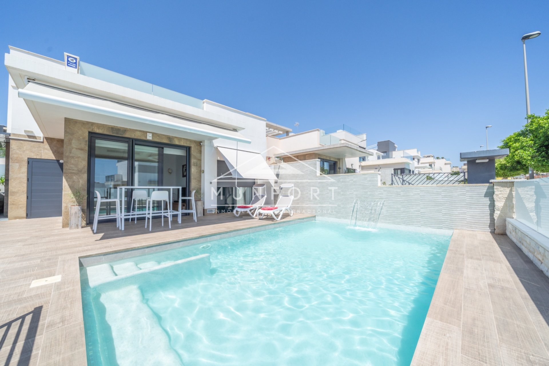 Segunda mano - Villas de lujo -
San Miguel de Salinas