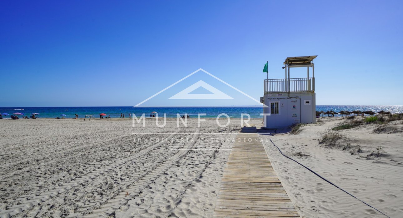 Segunda mano - Villas de lujo -
Torre de la Horadada - Playa Las Higuericas