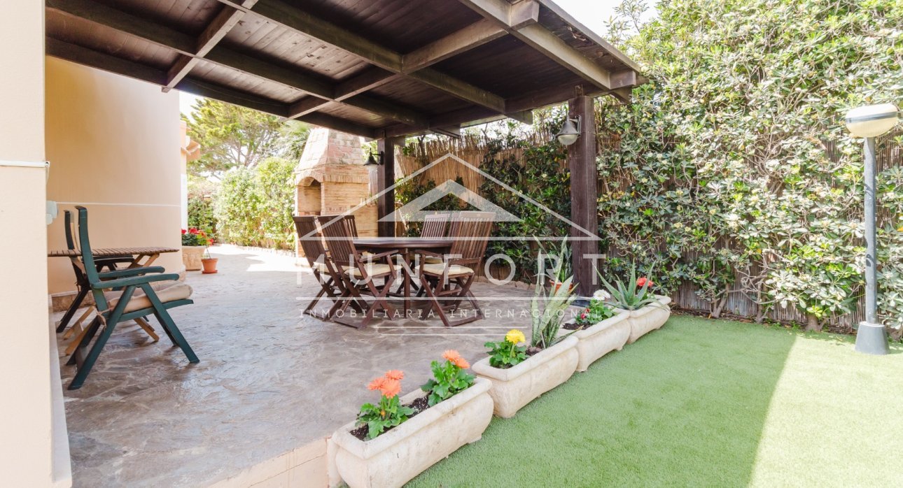 Segunda mano - Villas de lujo -
Torrevieja - La Mata - Torrevieja